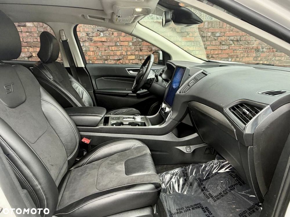 Ford Edge - 15