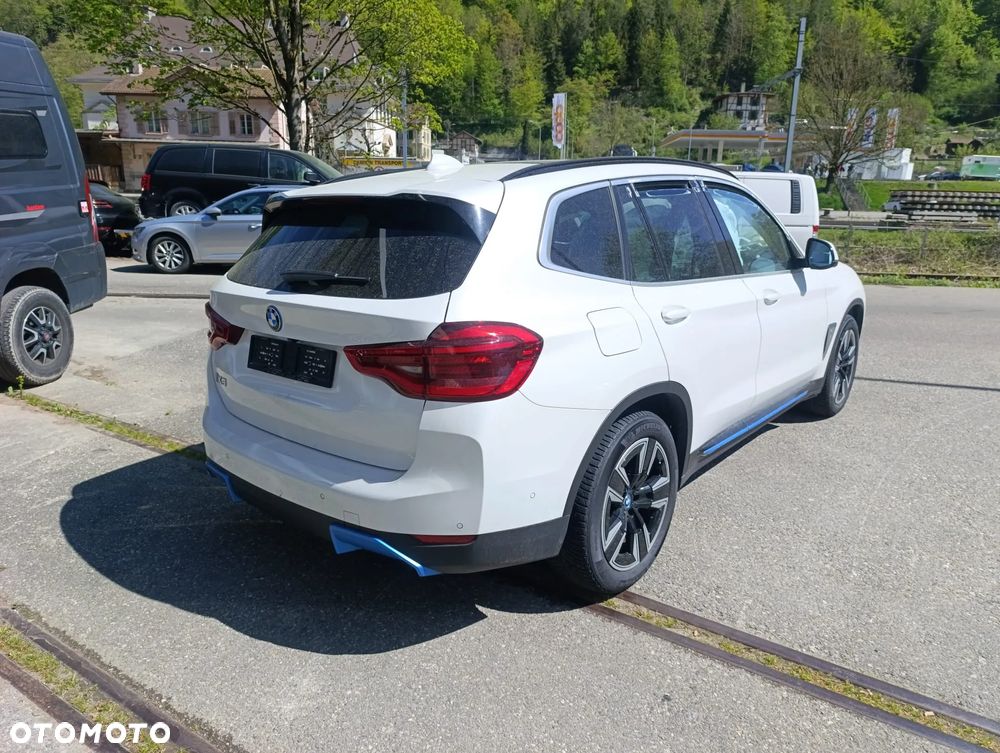 BMW iX3 80kWh Impressive - 6