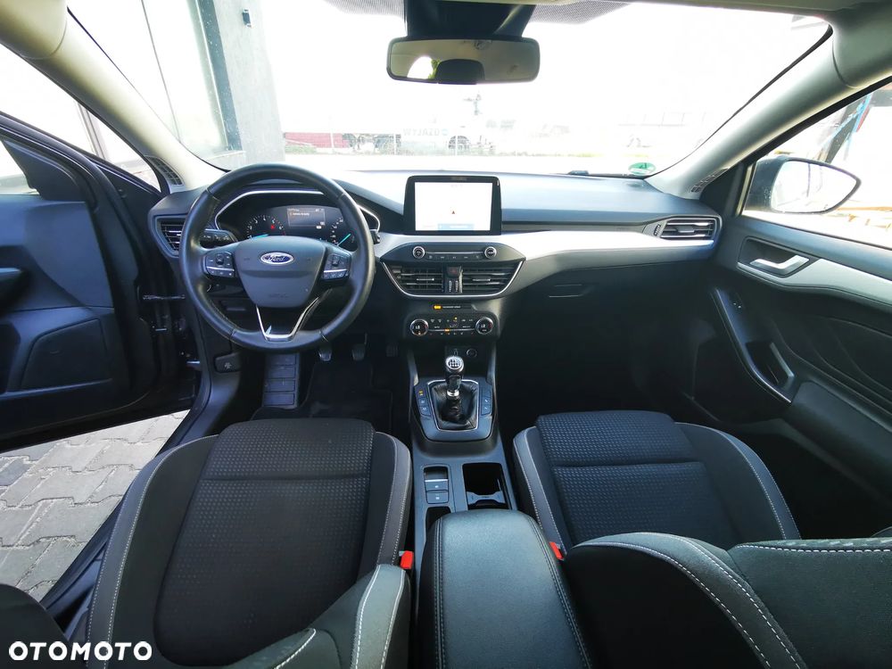 Ford Focus 1.0 EcoBoost STart-Stopp-System TITANIUM X - 9