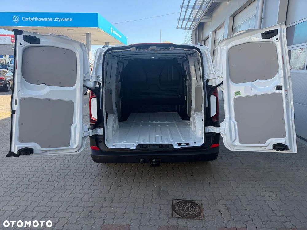 Volkswagen Transporter T7 - 11