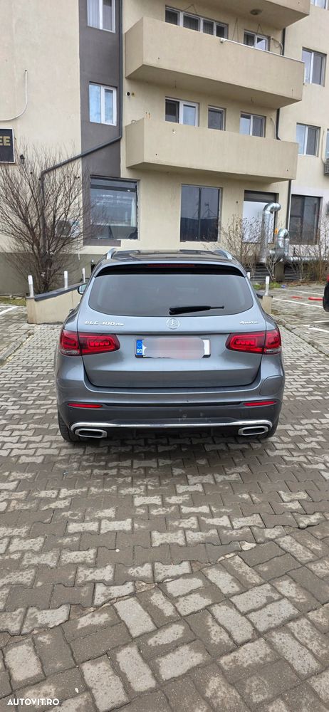 Mercedes-Benz GLC 300 de 4Matic 9G-TRONIC AMG Line - 5