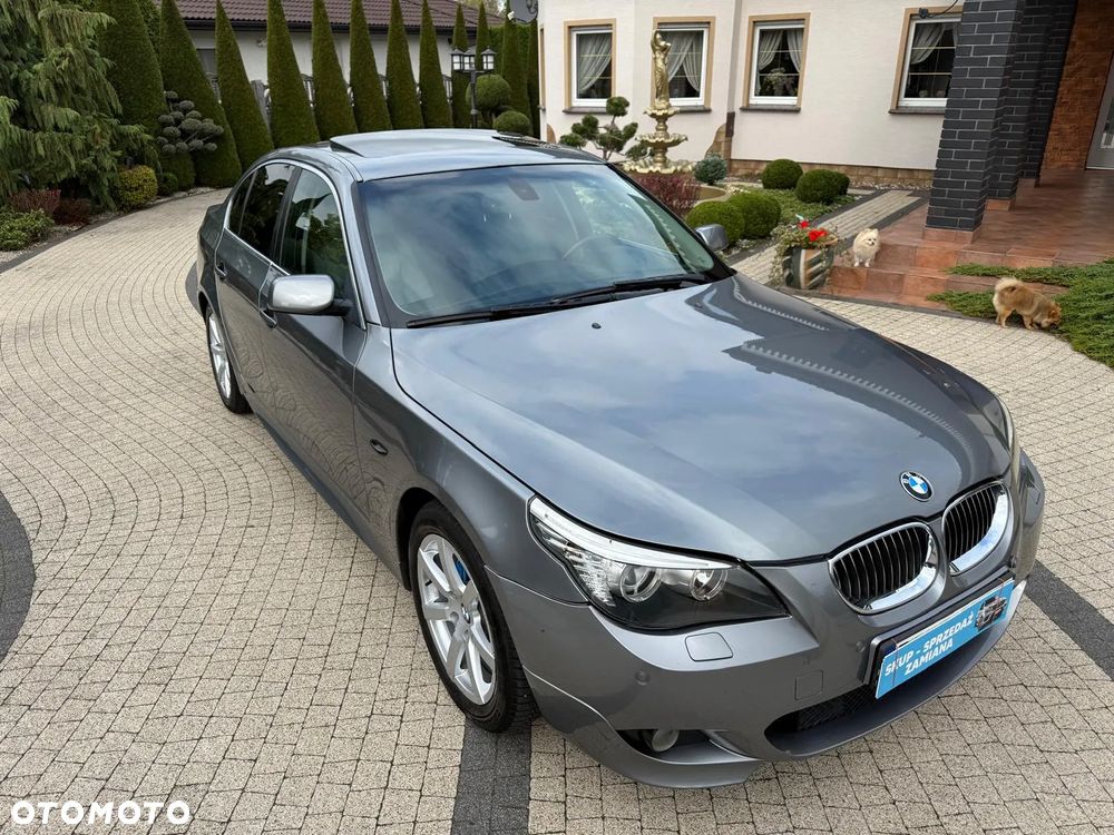 BMW Seria 5 ver-528i - 2