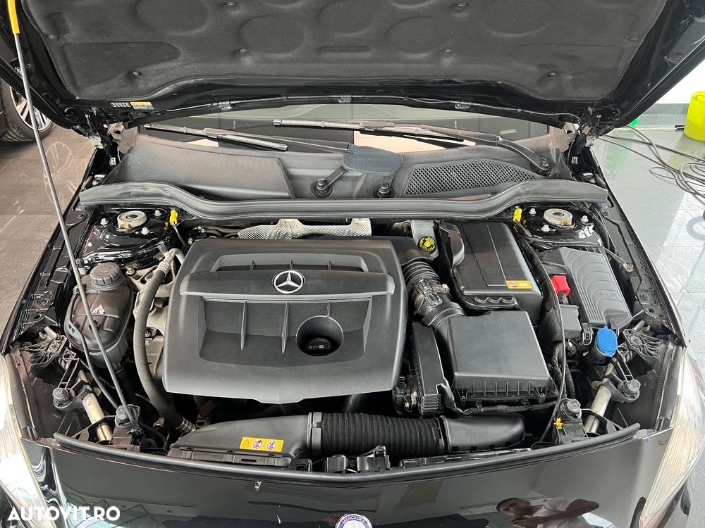 Mercedes-Benz CLA - 21