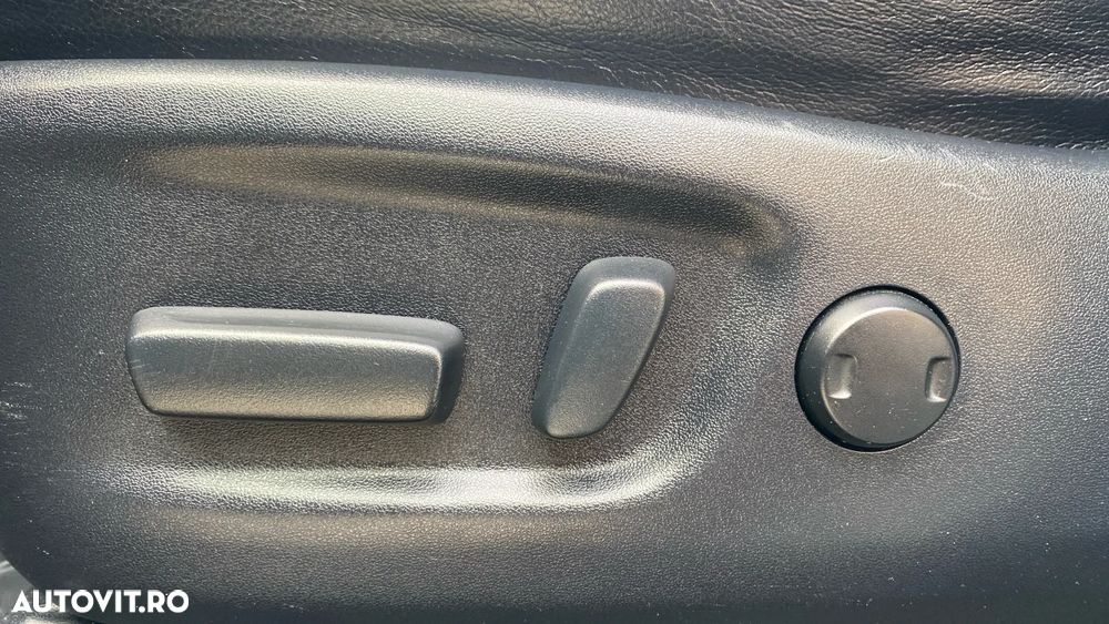 Toyota RAV4 2.5 VVT-i 4x4 Luxury - 18