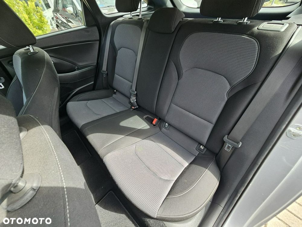 Hyundai i30 1.5 DPI Modern - 17