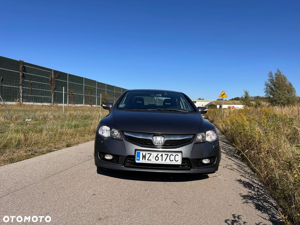 Honda Civic 1.8 Executive - 3