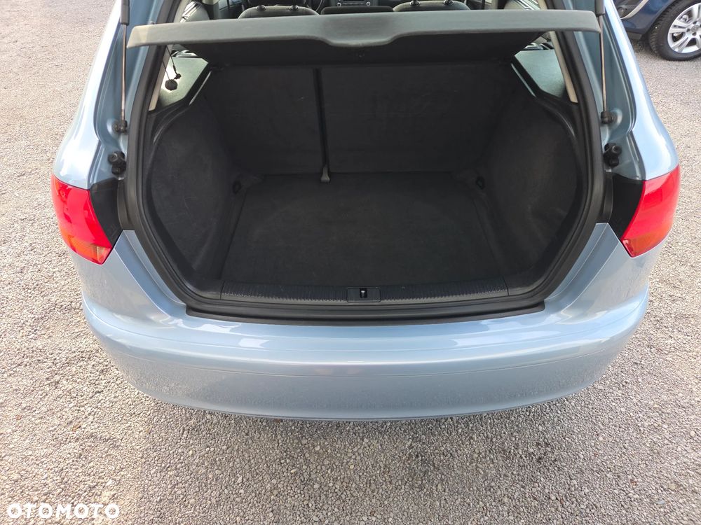 Audi A3 Sportback 1.6 Ambiente - 18
