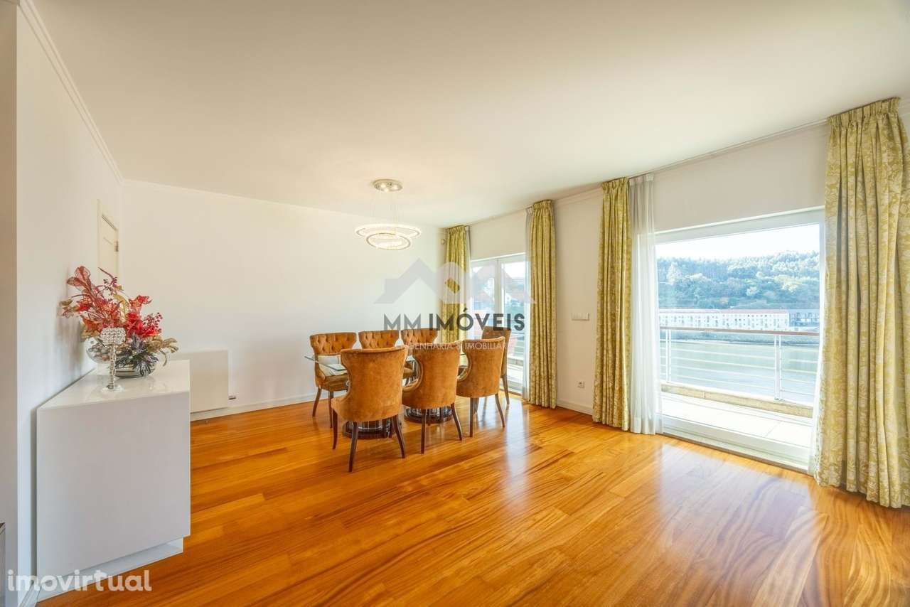 Apartamento T3 | Luxo | Vista Rio | Lordelo Ouro | Terraço | 3 Lugares - Grande imagem: 3/27