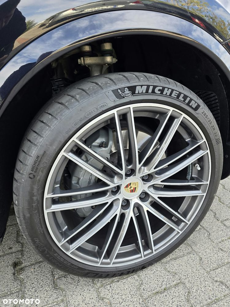 Porsche Cayenne S Tiptronic S Platinum Edition - 9