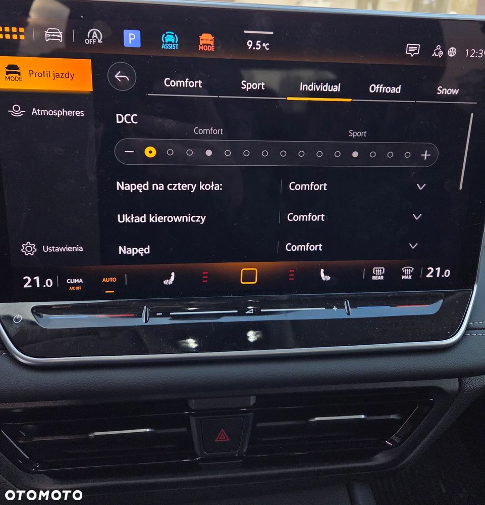 Volkswagen Tiguan 2.0 TDI SCR 4MOTION DSG Life - 10