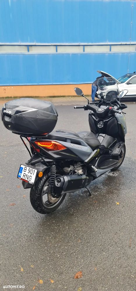 Yamaha XMAX 300 Tech MAX - 3