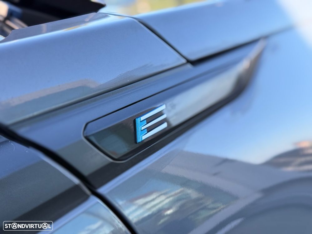 Peugeot e-2008 54 kWh Allure - 8