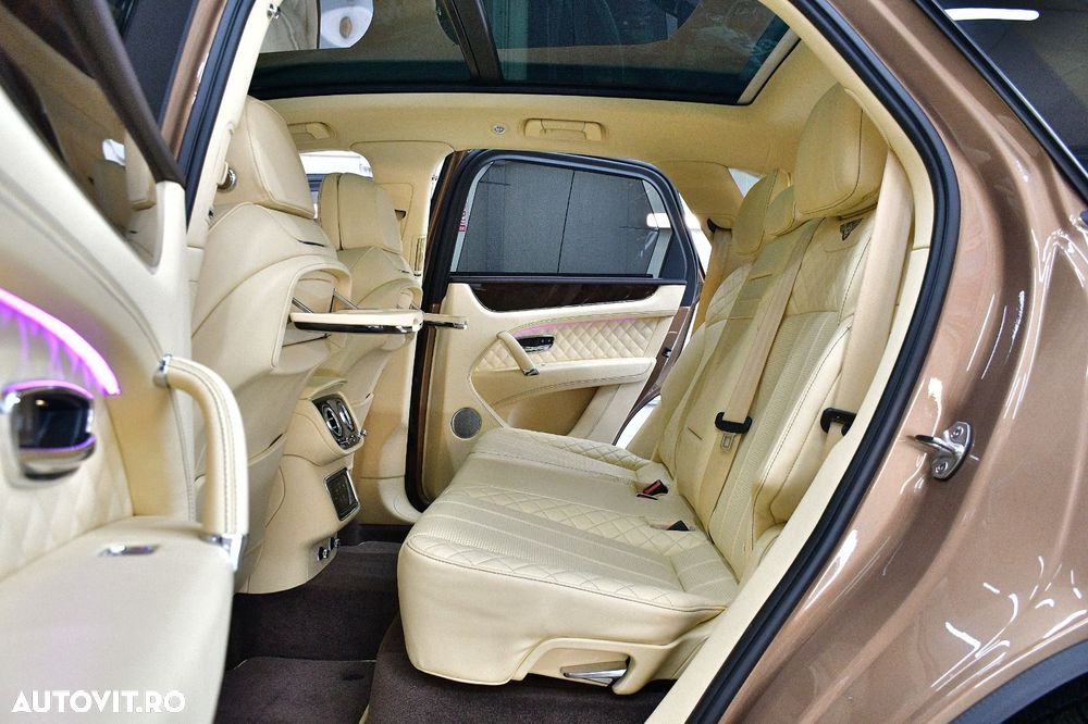 Bentley Bentayga W12 Mulliner - 28