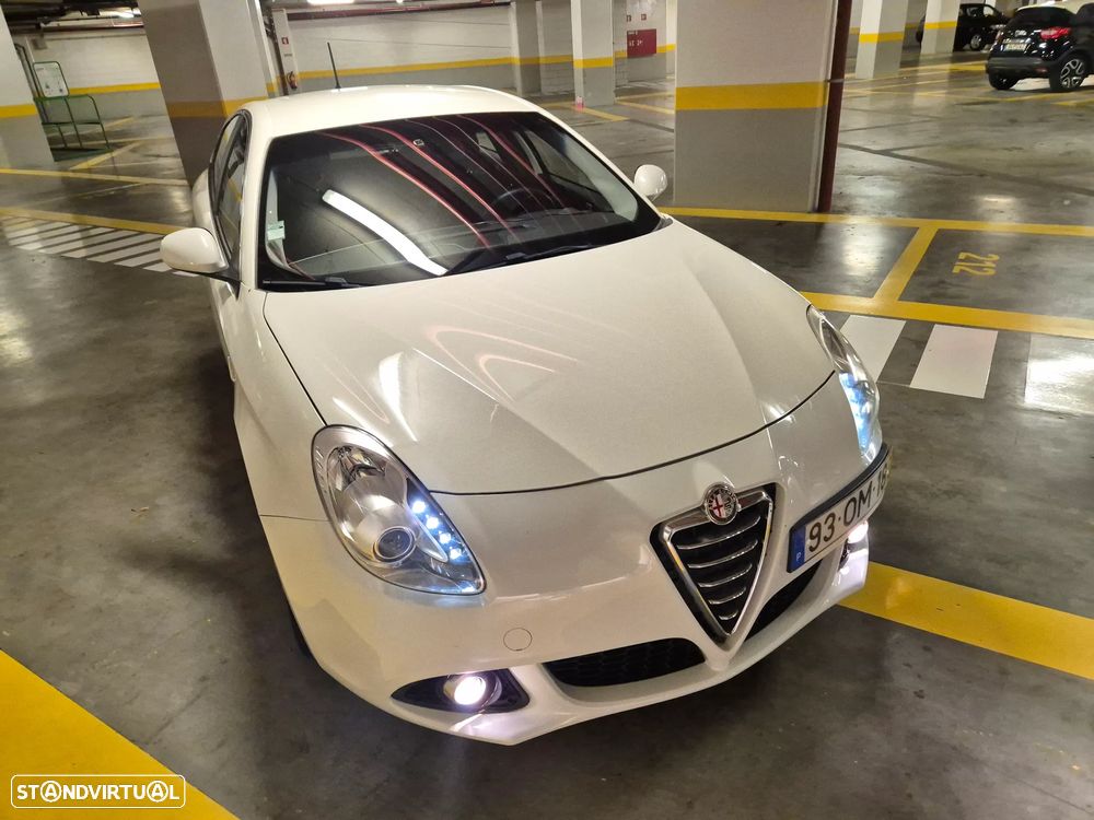 Alfa Romeo Giulietta 1.6 JTDm Impression - 8