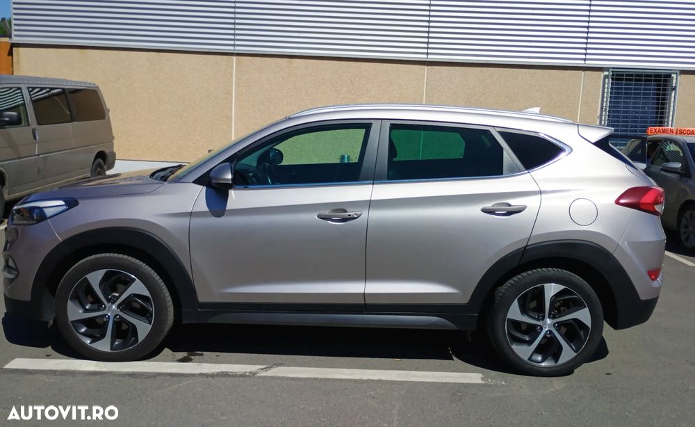 Hyundai Tucson blue 1.7 CRDi 2WD DCT Premium - 3