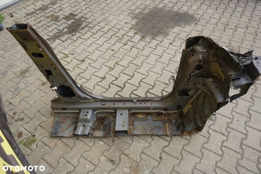 FORD BRONCO SPORT - 2022 - Ćwiartka Lewa Przód Przednia Słupek Próg USA - 7