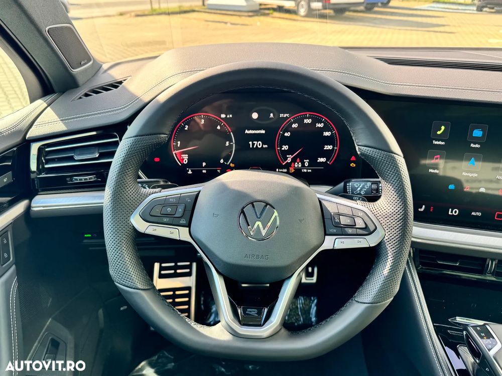 VOLKSWAGEN Touareg 2026 — imagine 15