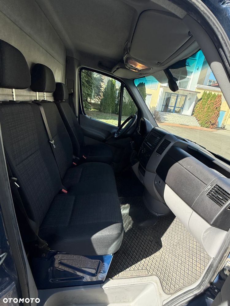 Mercedes-Benz Sprinter - 7