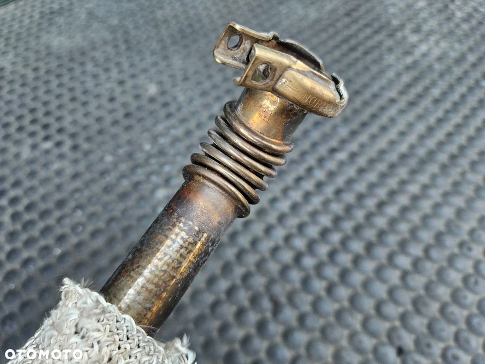 Rurka 06D131637B Przewod Rura EGR Katalizator 2.0 FSI AWA Audi A4 B6 - 31