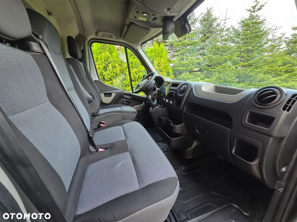 Renault Master - 24