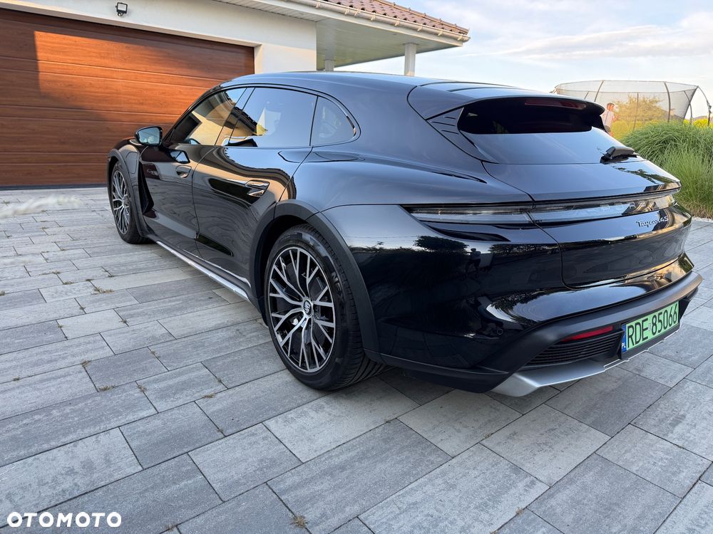 Porsche Taycan 4S Performance Plus - 6