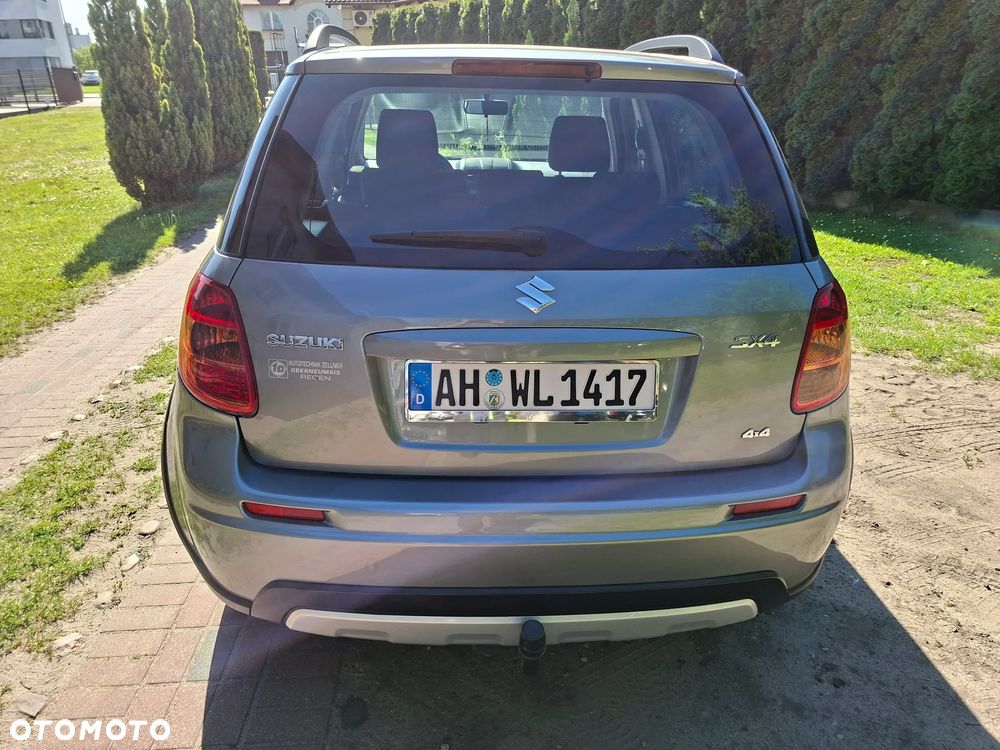 Suzuki SX4 1.6 VVT 4x4 Comfort - 4