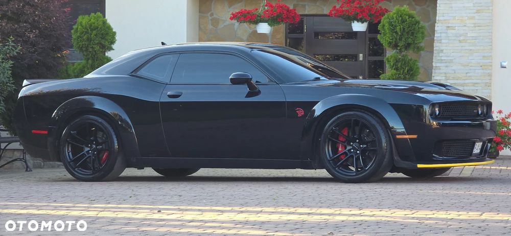 Dodge Challenger - 38