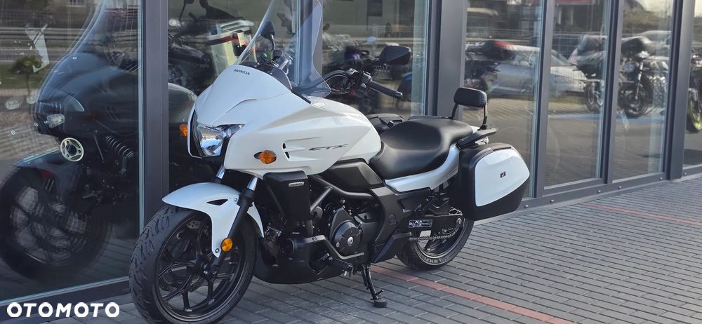 Honda CTX - 28