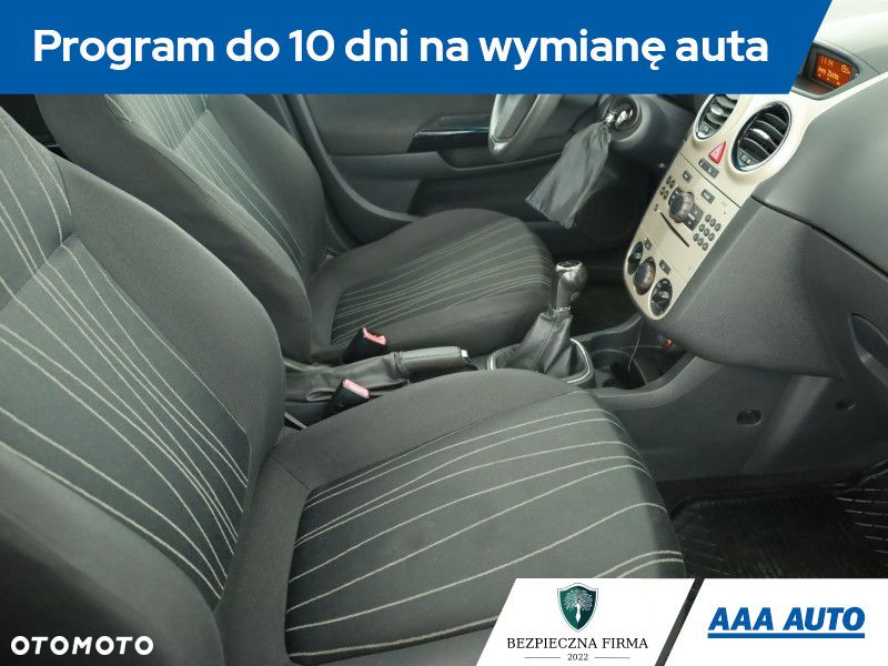 Opel Corsa - 8