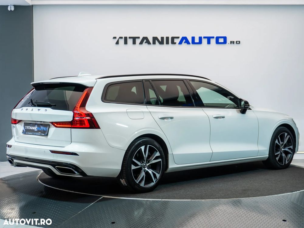 Volvo V60 T6 AWD Recharge Geartronic RDesign - 3