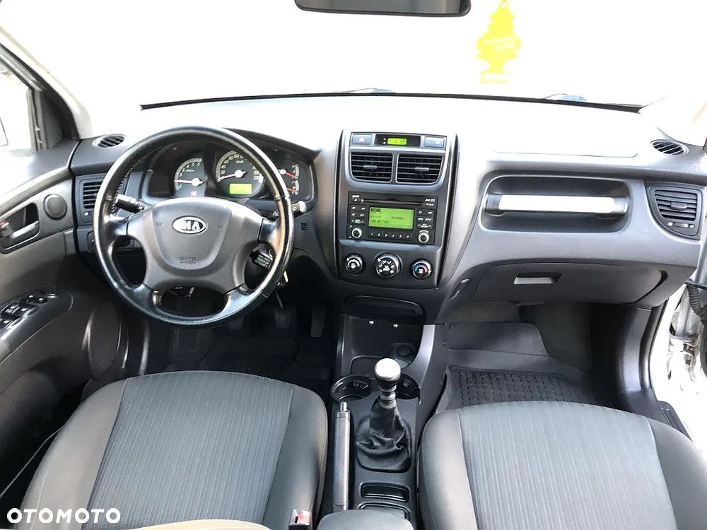 Kia Sportage 2.0 CRDI 2WD Attract - 11