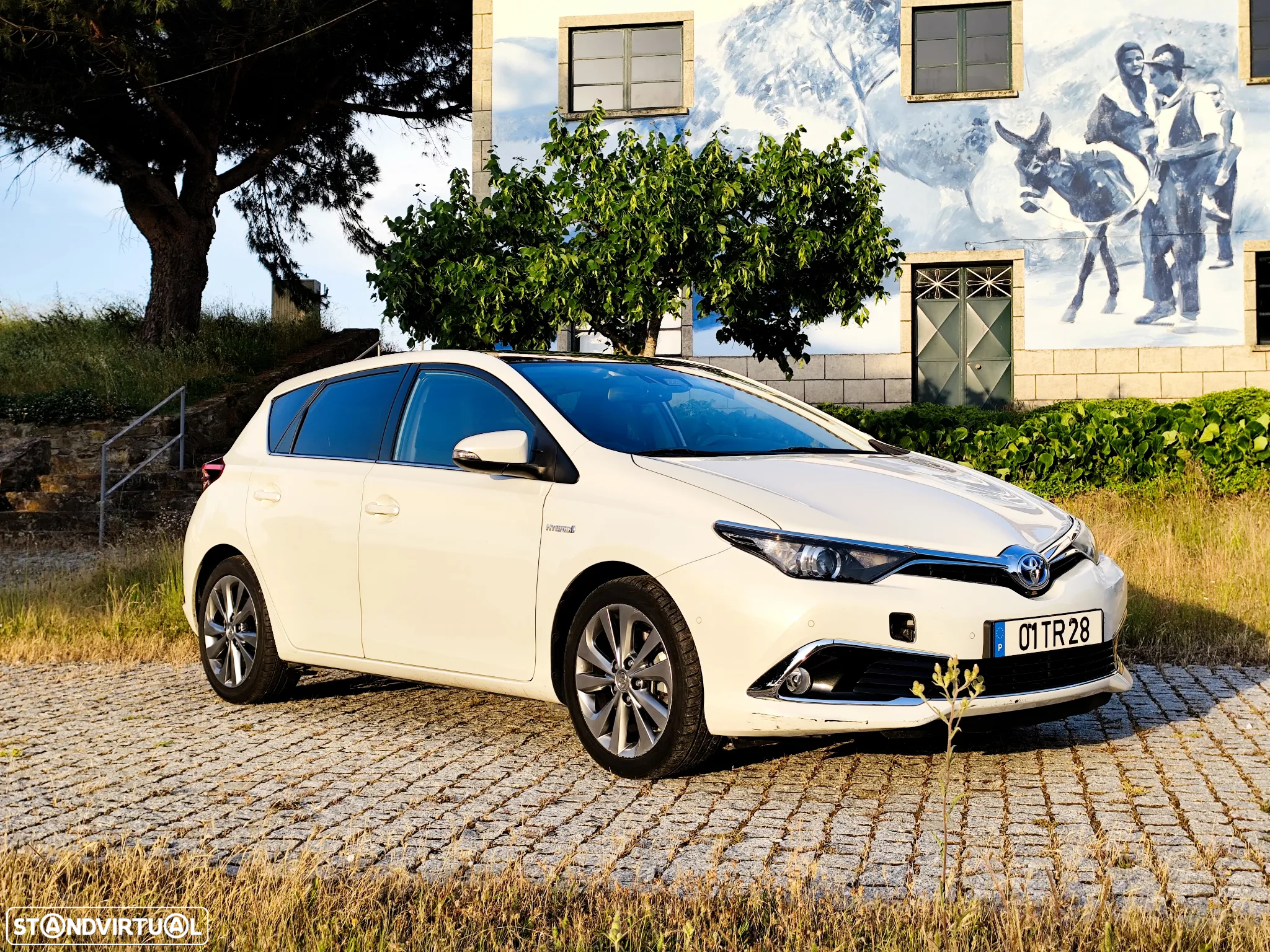 Toyota Auris 1.8 HSD Exclusive +TSS+Navi - 15