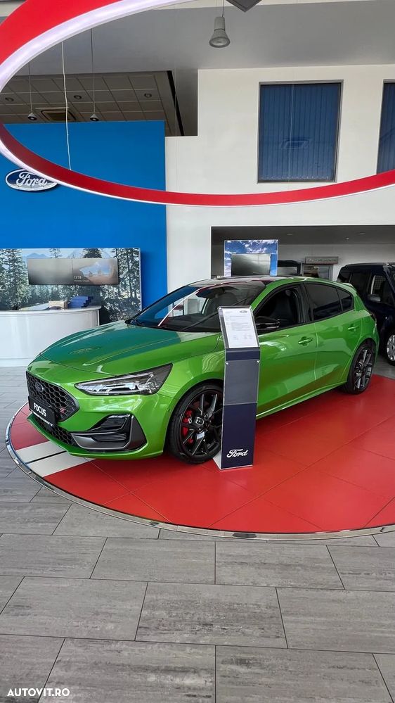 Ford Focus 2.3 Ecoboost 7DCT ST X - 2