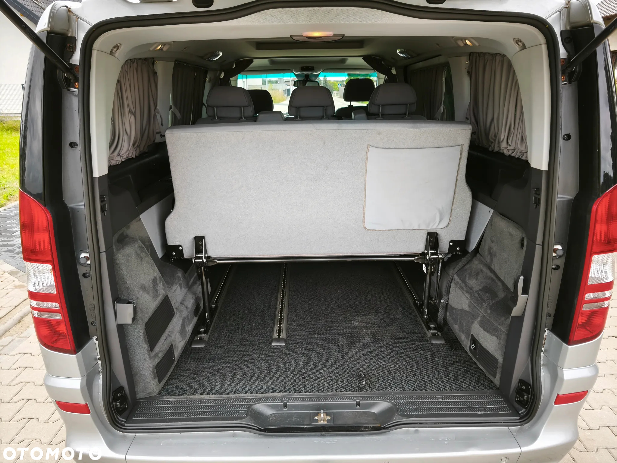Mercedes-Benz Viano - 9