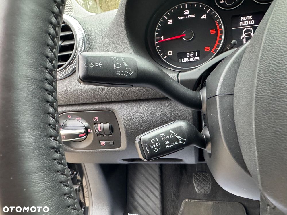 Audi A3 3-drzwiowe 2.0 TDI Ambiente - 15