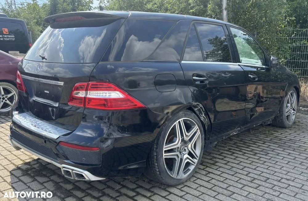 Mercedes-Benz ML 63 AMG Aut - 5