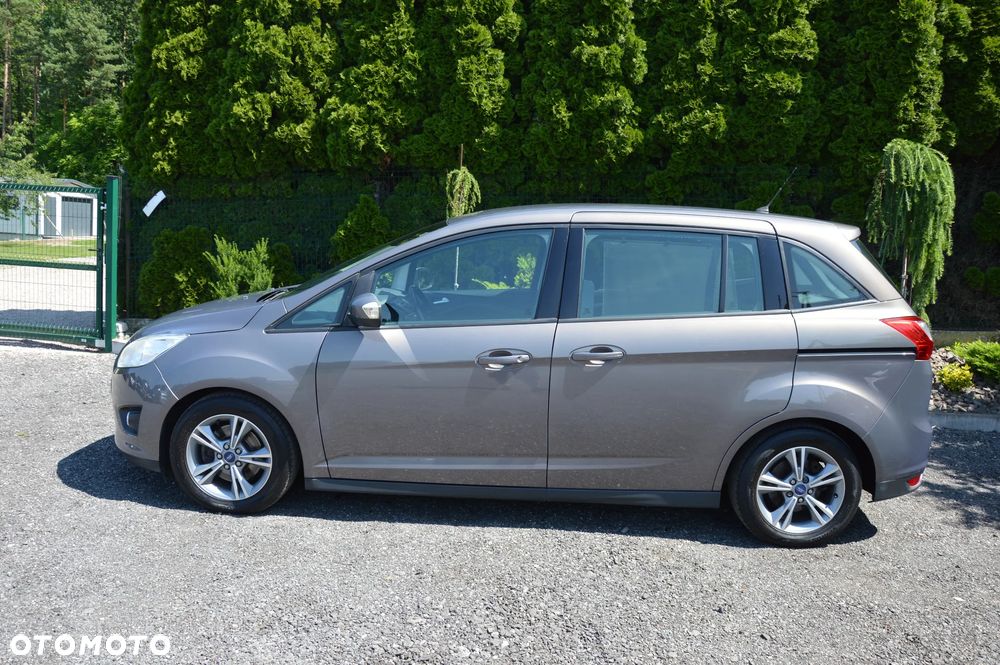 Ford Grand C-MAX - 18