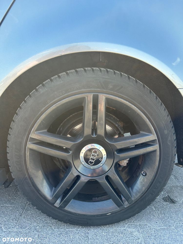 Audi A4 Avant 2.0 TDI - 17