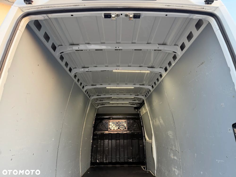 Iveco Daily L4H2 Bliźniaki - 11