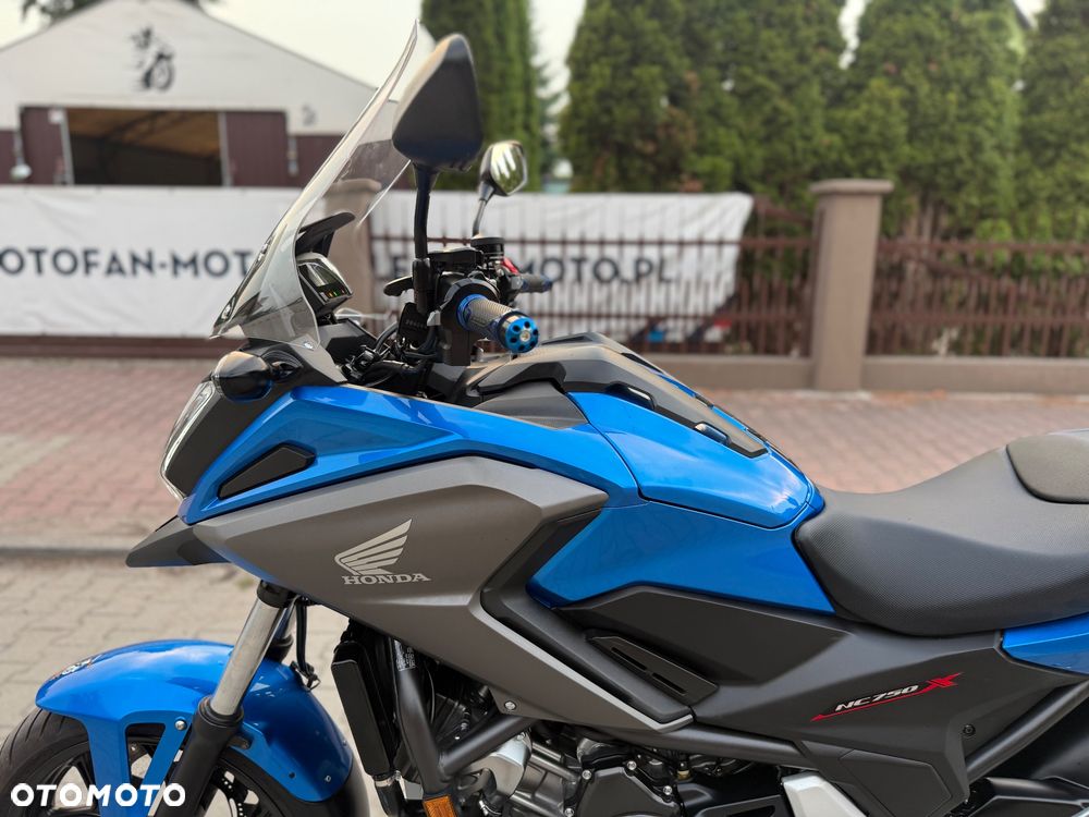 Honda NC - 20