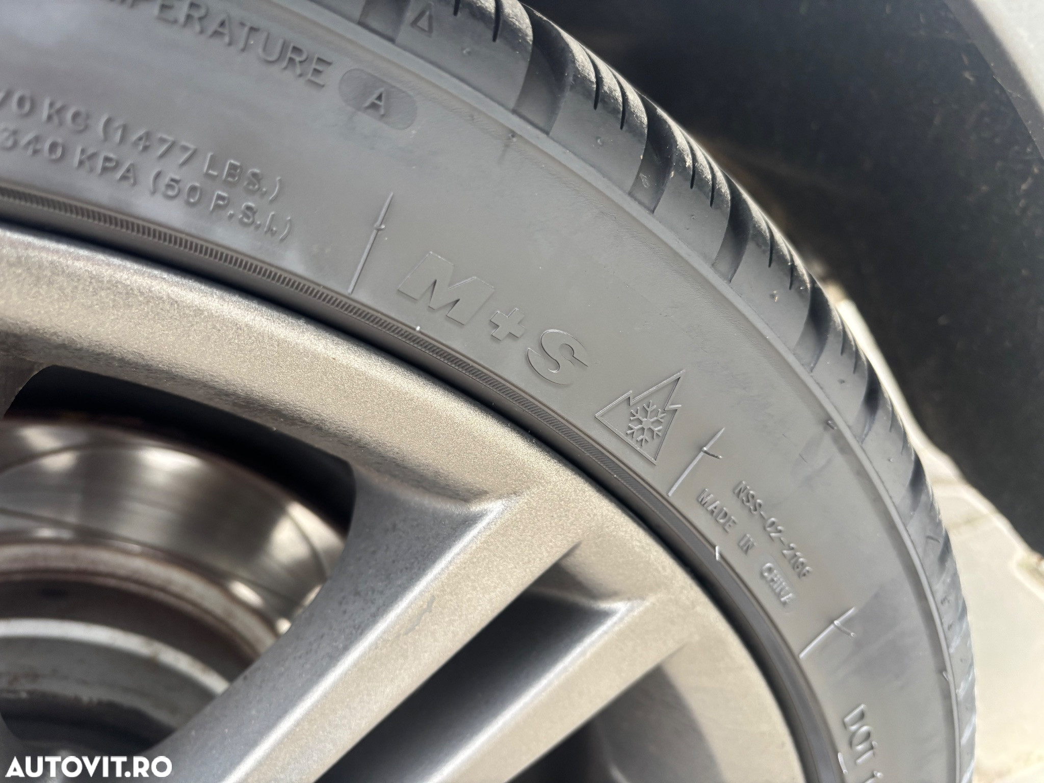 BMW Seria 3 318d Touring - 33
