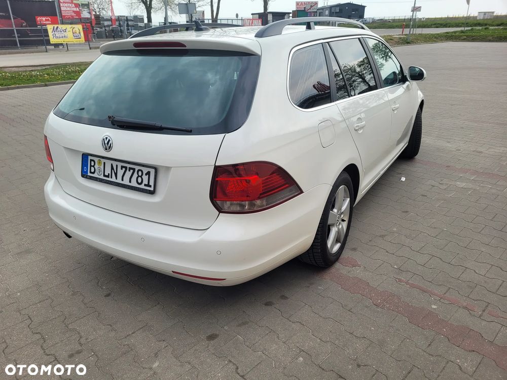 Volkswagen Golf - 5