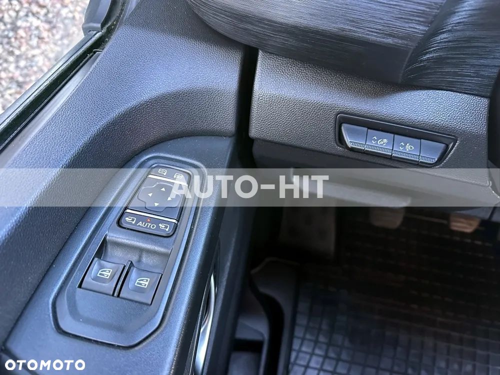 Renault Trafic - 23