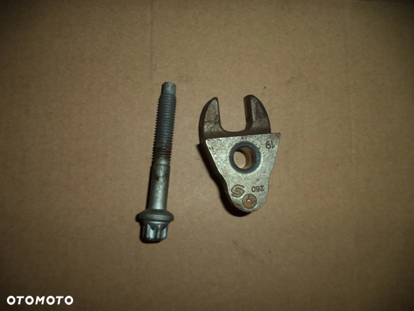 Mocowanie wtrysku stopka Ford Focus MK3 C-Max MK2 1.6 TDCI