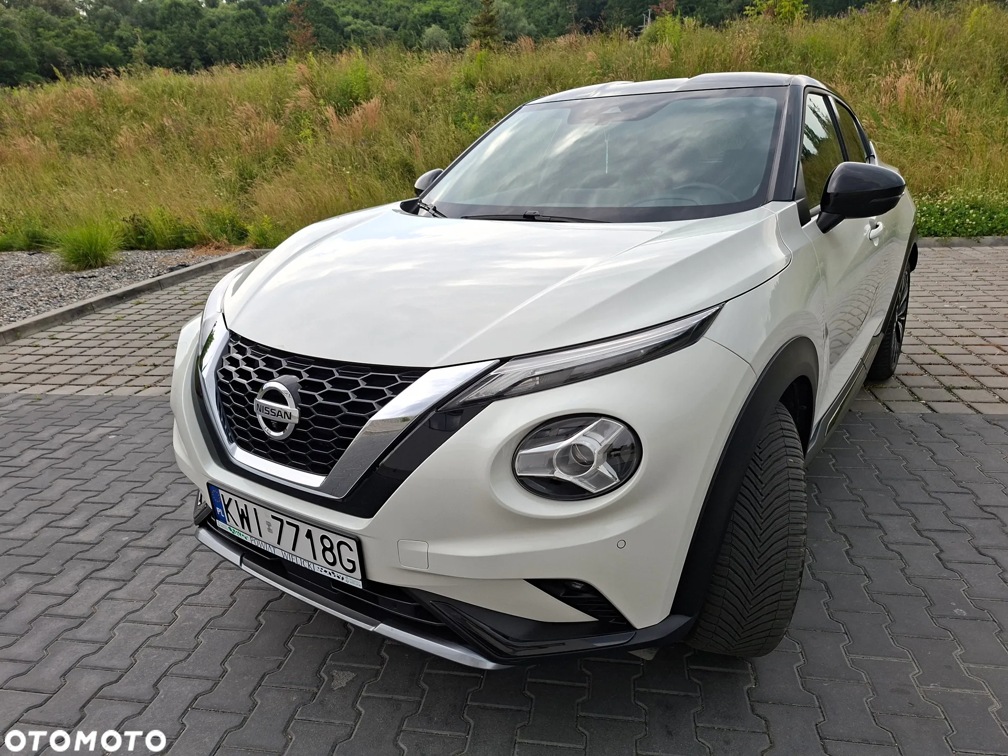 Nissan Juke 1.0 DIG-T N-Design DCT - 27