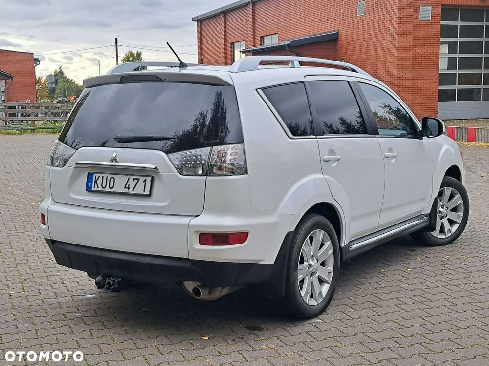 Mitsubishi Outlander 2011