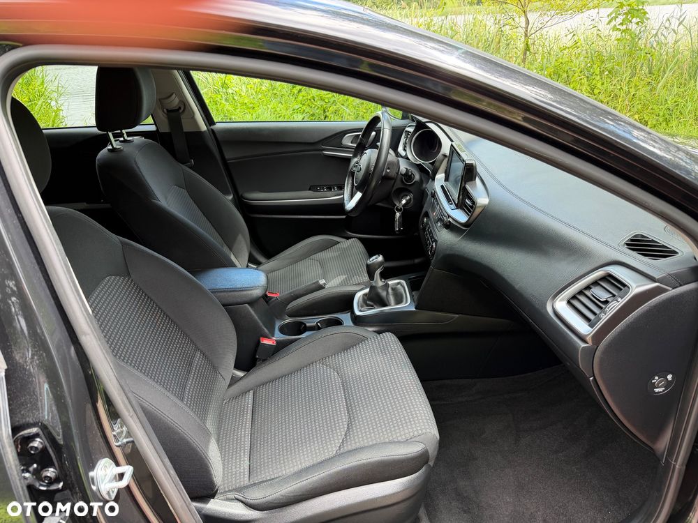 Kia Ceed 1.4 S - 11