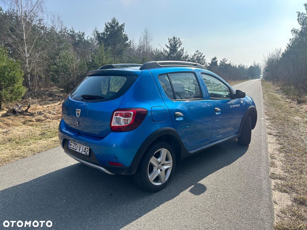 Dacia Sandero 1.5 dCi Celebration - 3