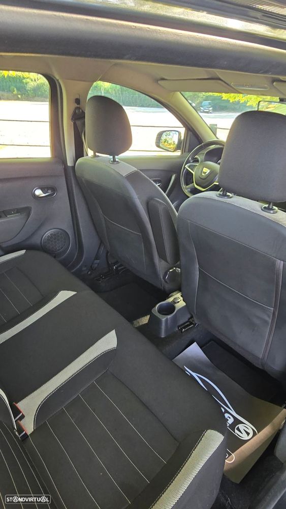 Dacia Logan MCV 0.9 TCe Stepway - 9