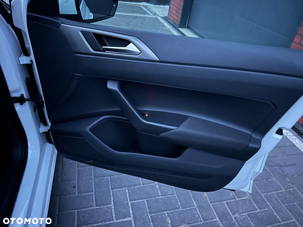 Volkswagen Polo 1.0 TSI DSG OPF Highline - 17